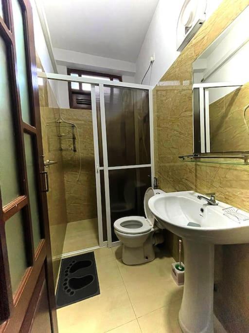 Saru Holiday Apartment - Upto 6 Guests キャンディー エクステリア 写真